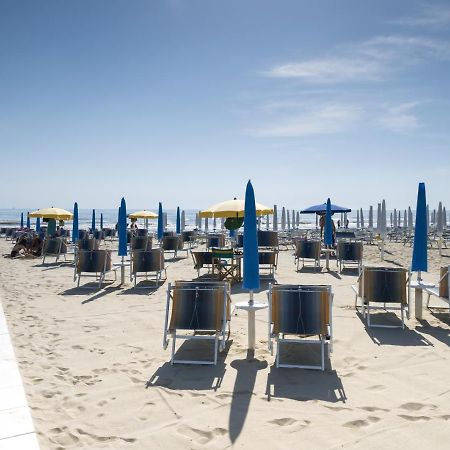 Park Hotel Pineta Cervia Bagian luar foto