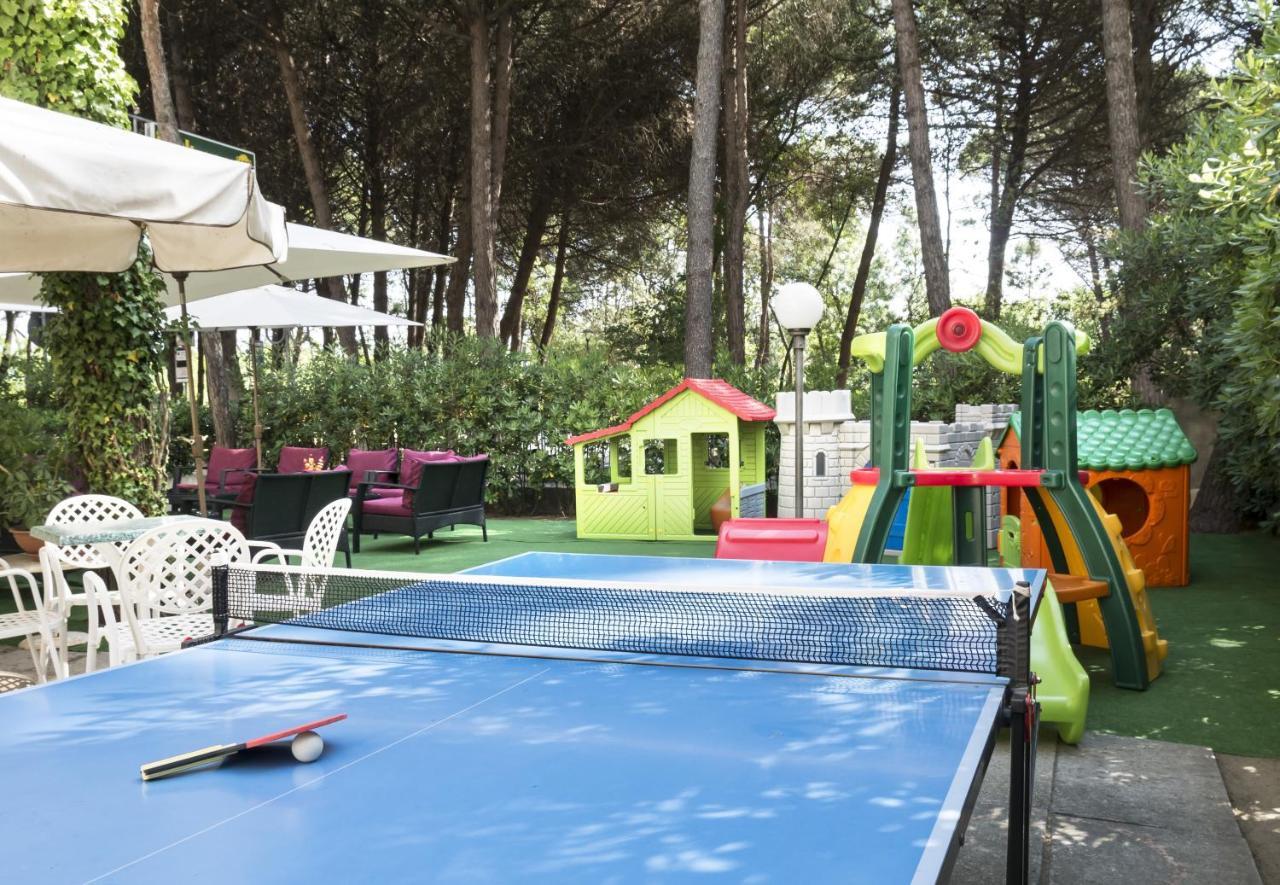 Park Hotel Pineta Cervia Bagian luar foto